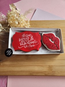 Valentine Cookies - Hugs & Kisses
